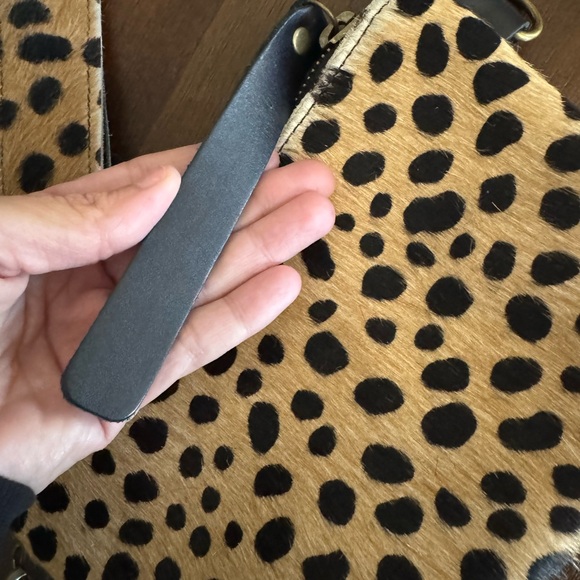 Parker Thatch leopard little buddy with crossbody strap - Picture 3 of 6